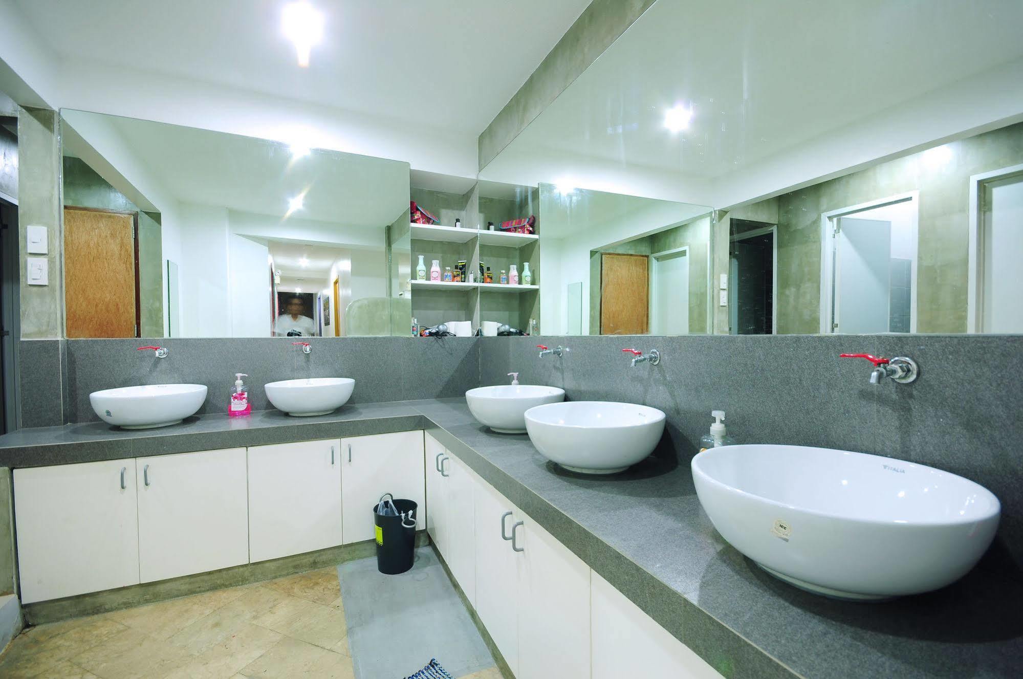Mnl Boutique Hostel 马卡蒂 外观 照片