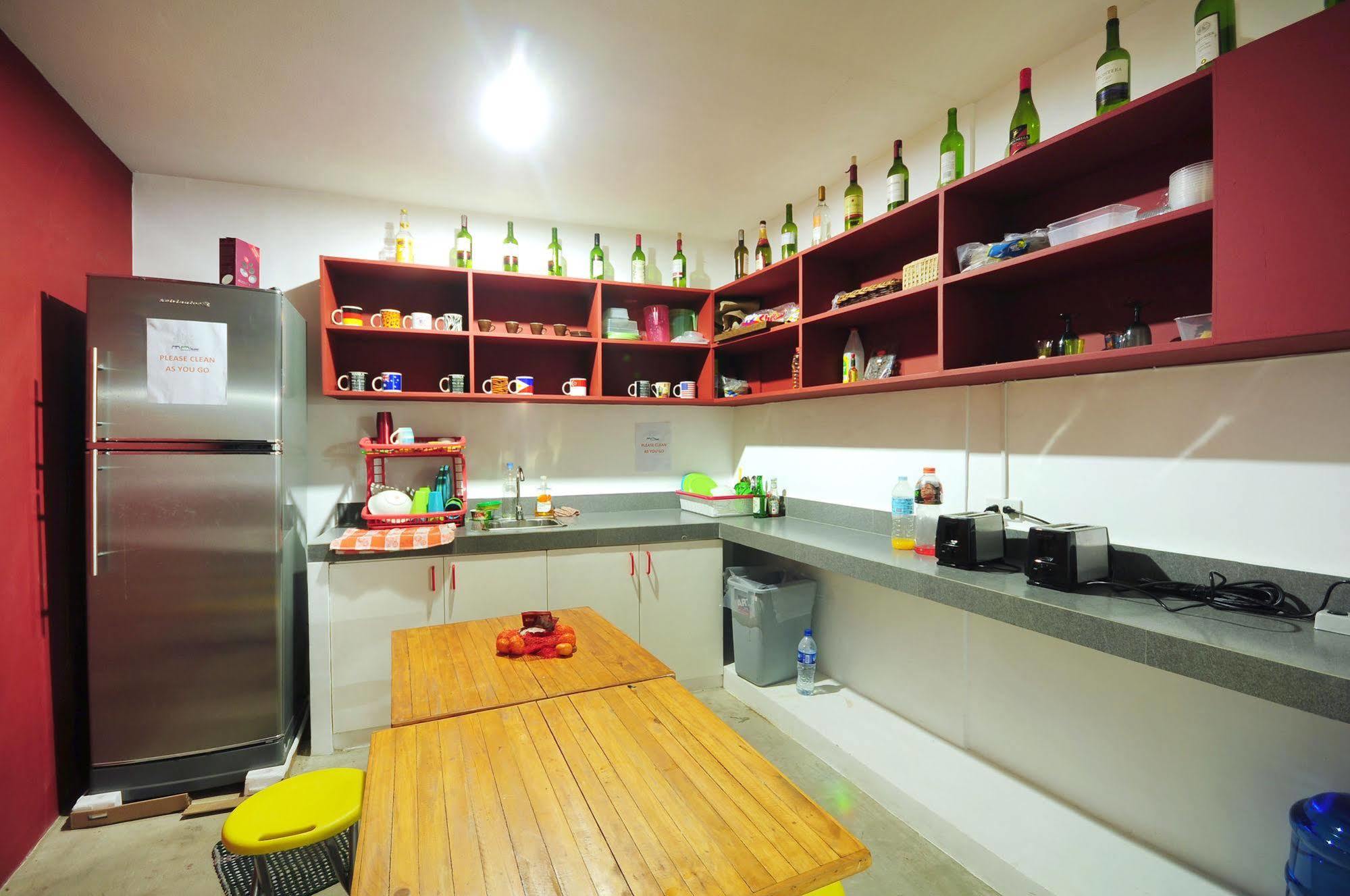 Mnl Boutique Hostel 马卡蒂 外观 照片