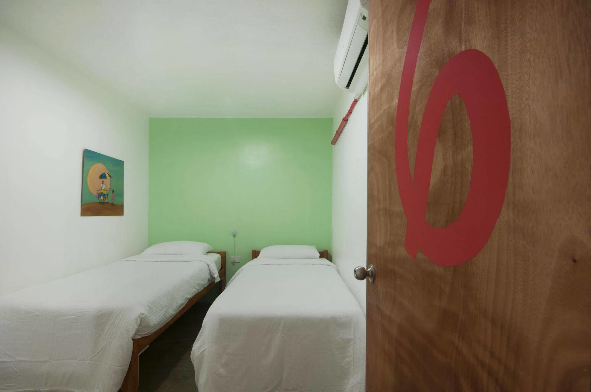 Mnl Boutique Hostel 马卡蒂 外观 照片